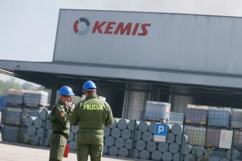 Kitajska multinacionalka, ki ima v lasti tudi velenjsko Gorenje, že nekaj časa skuša prodati vrhniški Kemis. Foto: STA